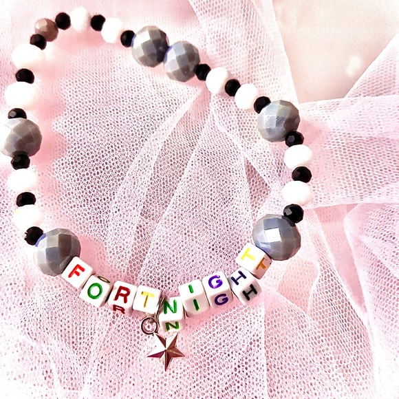 BUY1GET1FREE
The Tortured Poets Department friendship bracelet - Picture 3 of 5